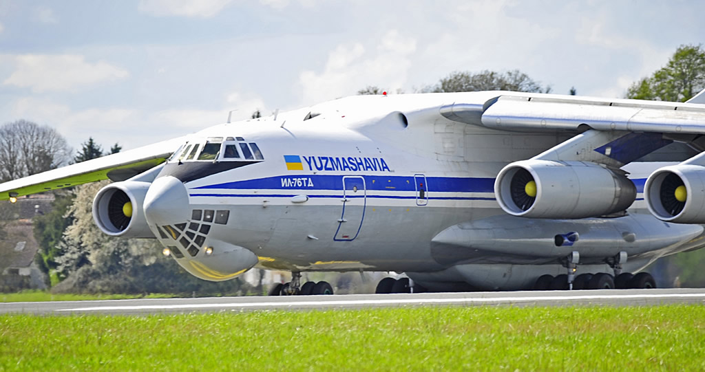 Yuzmashavia Ilyushin IL-76TD-90VD, Registration UR-78785